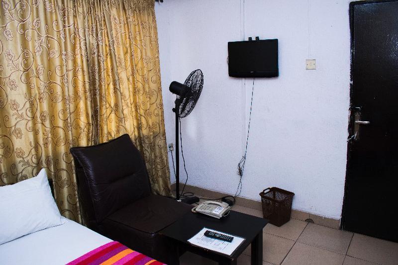Day By Day Hotel Lagos Exterior foto